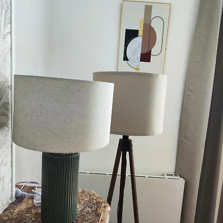 Bright And Modern 3-bedroom Apartment, 90m2 With Air Condition, In Beziers